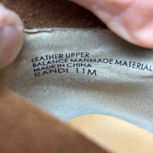 Crown Vintage “Randi” Women’s Leather Ankle Booties, 11M - Picture 2 of 11